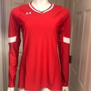 Under Armour Athletic/Athleisure L/S Top, NWT!